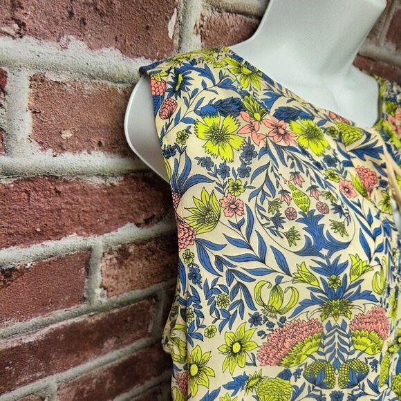Women's H&M CONSCIOUS Sleeveless Floral Top Size 12 - Picture 4 of 6